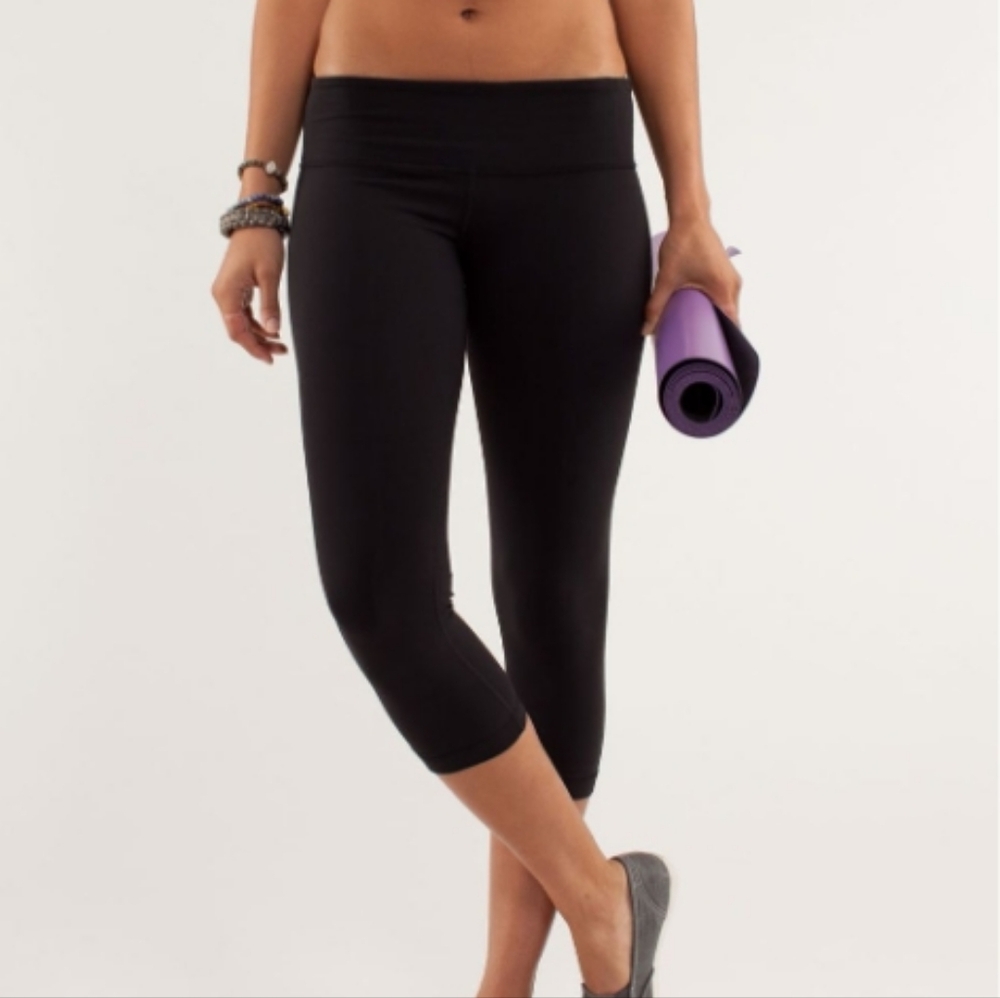 Lululemon Wunder Under Crop